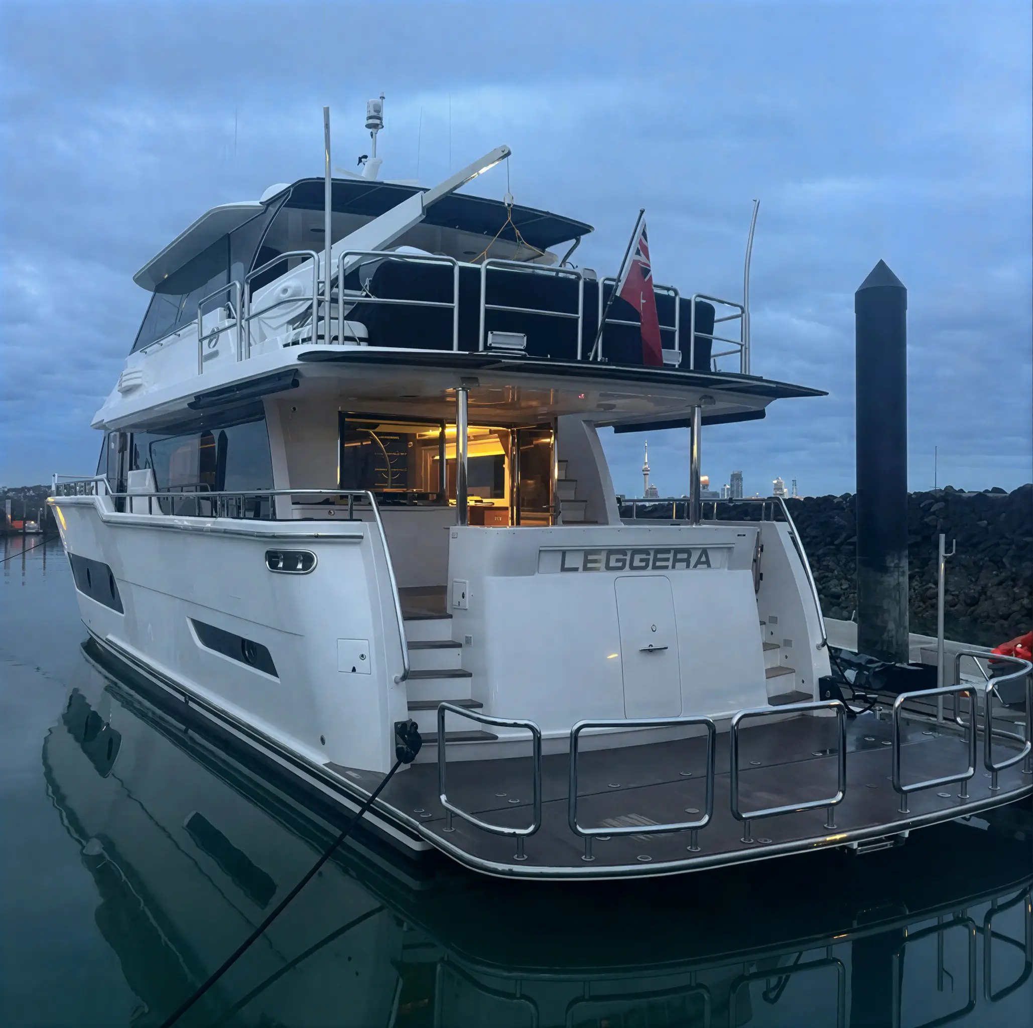 Advanced Motor Yacht Handling